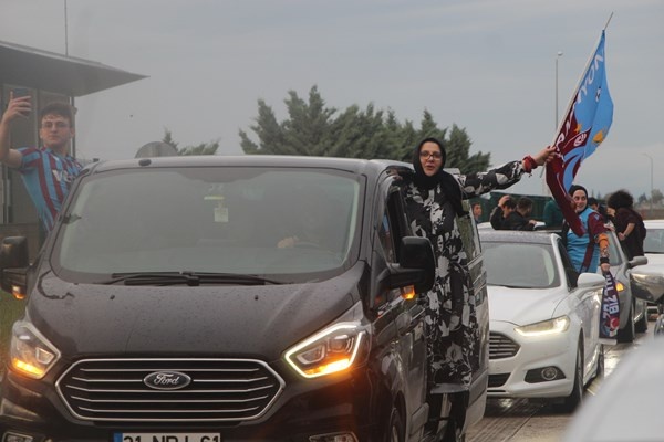 Trabzonspor, Hatay’da coşku ile karşılandı. Foto Galeri 15