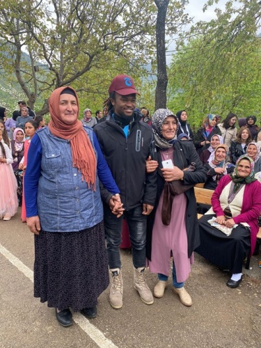 Karadeniz aşığı Afrikalı horoncu. Foto Galeri 10