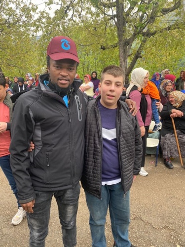 Karadeniz aşığı Afrikalı horoncu. Foto Galeri 4