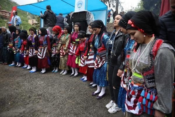 Trabzon'da pandemi sonrası ilk şenlik coşkusu. Foto Haber 10