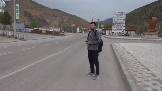 Gümüşhane'den yola çıktı! Otostopla 5 bin TL'ye 14 ülkede, 120 şehir gezdi. Foto Haber 2