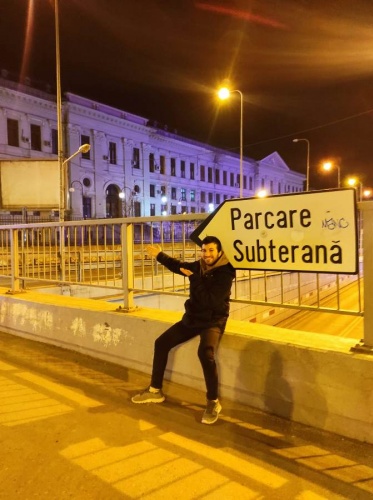 Gümüşhane'den yola çıktı! Otostopla 5 bin TL'ye 14 ülkede, 120 şehir gezdi. Foto Haber 12