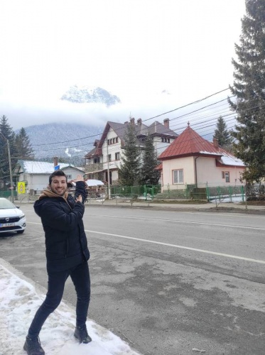 Gümüşhane'den yola çıktı! Otostopla 5 bin TL'ye 14 ülkede, 120 şehir gezdi. Foto Haber 11