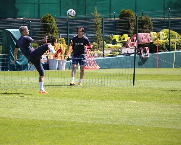 Trabzonspor’da Gervinho Sürprizi! Geri döndü. Foto Haber 15