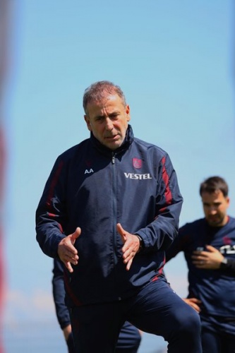 Trabzonspor’da Gervinho Sürprizi! Geri döndü. Foto Haber 6