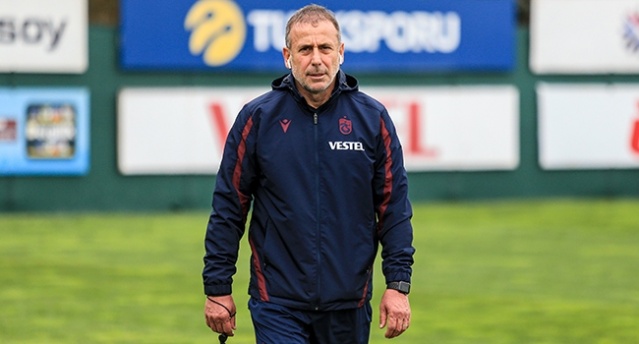 Trabzonspor'da Puchacz  ve Denswil için karar verildi! Kalacaklar mı? Foto Haber 3