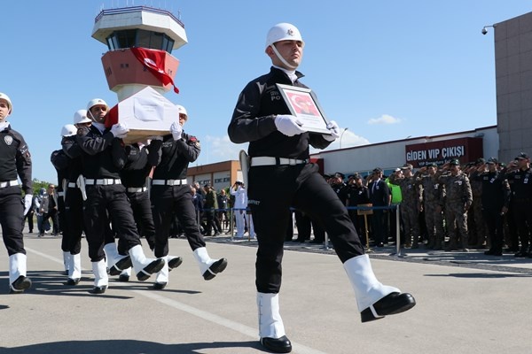 Ordulu şehit polis son yolculuğuna uğurlandı. Foto Haber 19