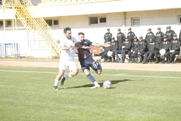 Bayburt Özel İdare 1461 Trabzon maçından gol sesi çıkmadı 4