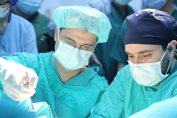 Trabzon'da doğum ameliyatlarında iz bırakmayan yöntem. Foto Haber 2