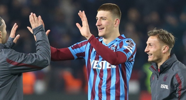 Avrupa'nın iki devi Trabzonspor'un genç isminin peşinde 5