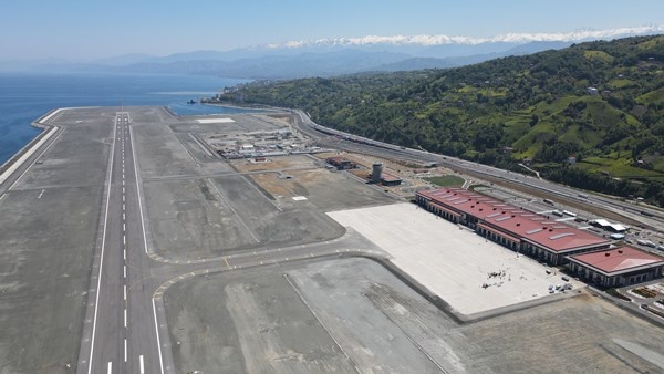 Bakan Karaismailoğlu: “Rize-Artvin Havalimanı mühendislik kabiliyetlerimizin dünya çapında olduğunun somut bir örneği” Foto Habe 8