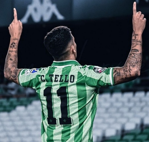 Flaş iddia! Trabzonspor ve Galatasaray onun için karşı karşıya. Foto Haber 6