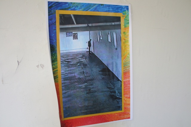 Rize'de alt geçide tuvaletini yapanların fotoğraflarını astılar. Foto Haber 4