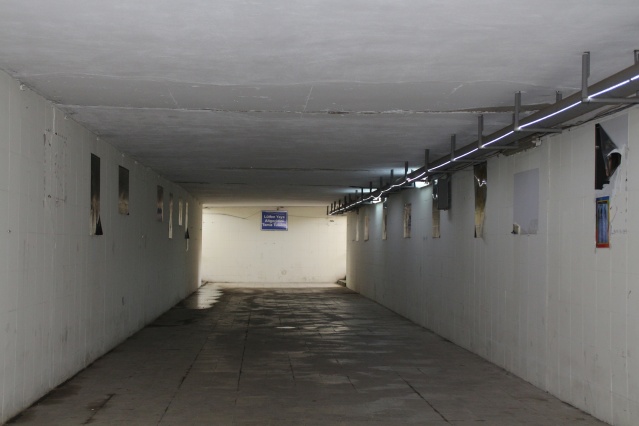 Rize'de alt geçide tuvaletini yapanların fotoğraflarını astılar. Foto Haber 6