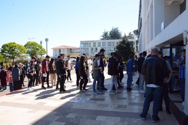 Trabzon’da gerçeğini aratmayan YKS provası. Foto Haber 3