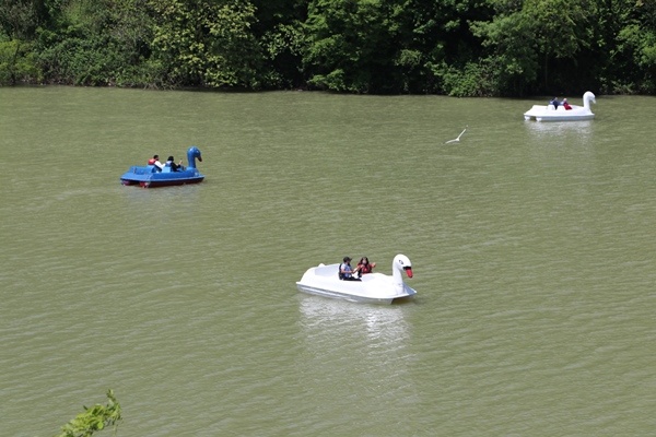 Sera Gölü'nde turizm hareketliliği başladı. Foto Haber 2