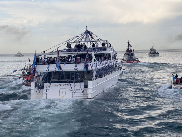 Trabzonspor kutlamalara denizden başladı! Muhteşem görüntüler. Foto Haber 12
