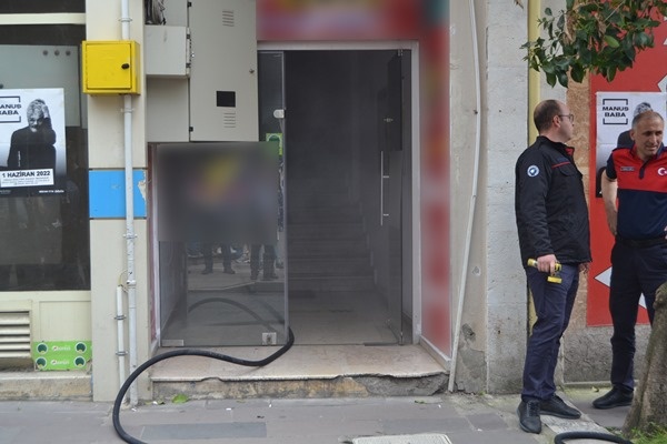 Ordu'da özel eğitim kursunda yangın: Öğrenciler binadan uzaklaştırıldı Foto Haber 2