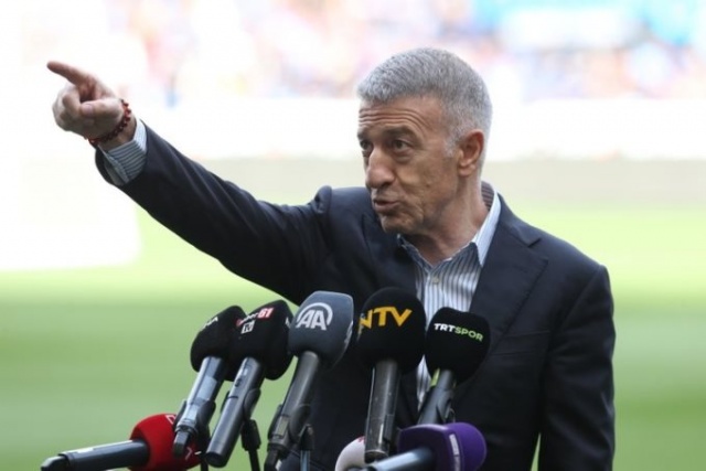 Ağaoğlu'nun eşi ve kızı şampiyonluk sürecini anlattı. Foto Haber 10