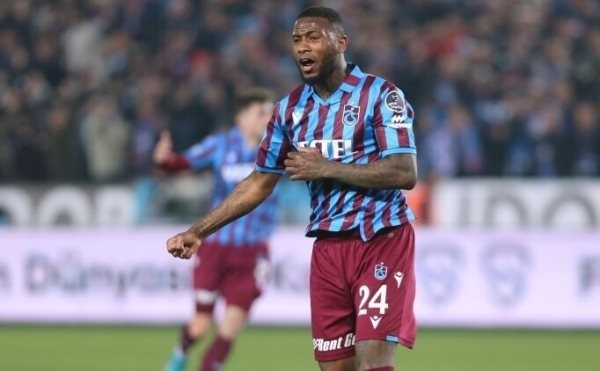 Trabzonspor’da Denswil görüşmesi. Foto Galeri 2