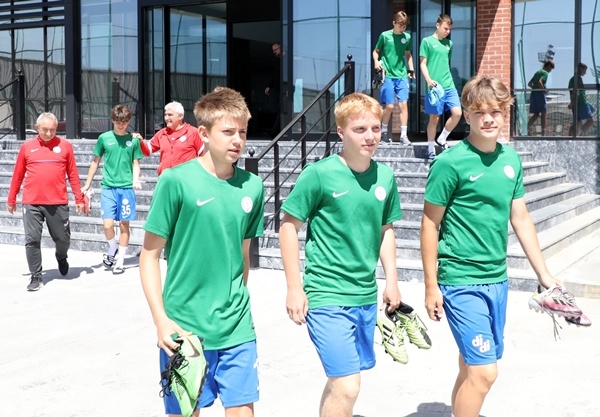 Trabzon'da kalan Ukraynalı çocuklar Türkiye'ye müteşekkir.Foto Haber 39