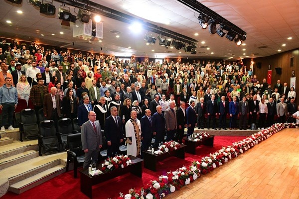 Abdullah Avcı'ya fahri doktora unvanı verildi. Foto Haber 2