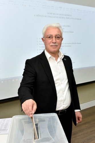 Gümüşhane Kent Konseyi'nde seçim heyecanı! Yeni başkanı Rüstem Demirağ. Foto Haber 3