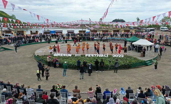 45.Uluslararası Giresun Aksu Festivalinde dilekler tutuldu. Foto Galeri 5