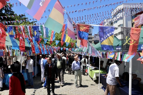 Trabzon'da "9. Uluslararası Öğrenci Buluşması" Foto Haber 13