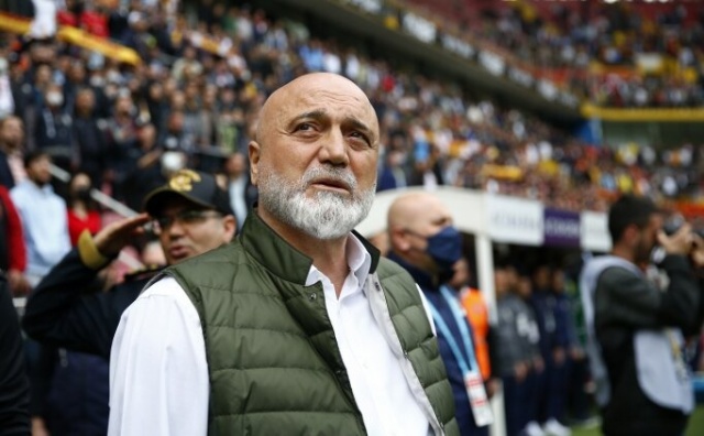 Trabzonspor'dan Hikmet Karaman'ı üzecek haber! Abdullah Avcı ikna etti. Foto Haber 2