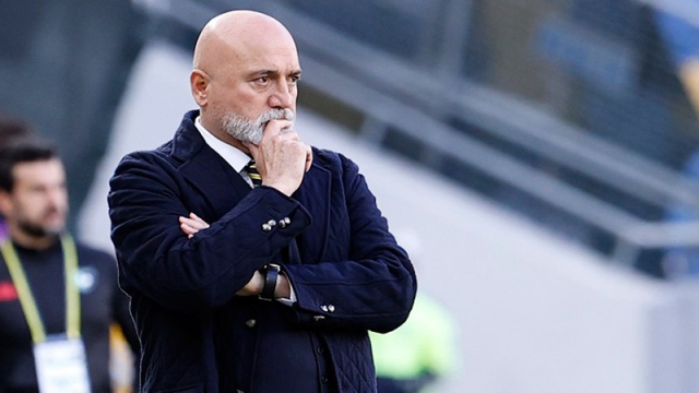 Trabzonspor'dan Hikmet Karaman'ı üzecek haber! Abdullah Avcı ikna etti. Foto Haber 4