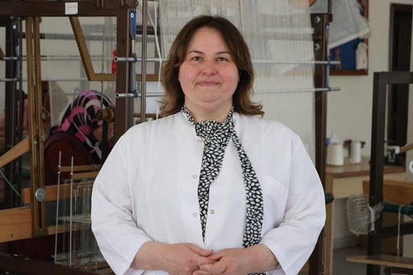 Karadeniz'in yöresel kumaşı "feretiko" yurt dışı pazarında. Foto Haber 12