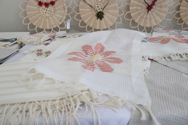 Karadeniz'in yöresel kumaşı "feretiko" yurt dışı pazarında. Foto Haber 9