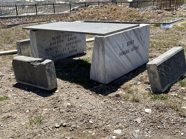 Trabzon'da Harmantepe Şehitliği’nin içler acısı hali. Foto Galeri 5