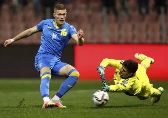 Trabzonspor iki sezondur peşindeydi! Yeni takımı belli oldu. Foto Galer 2