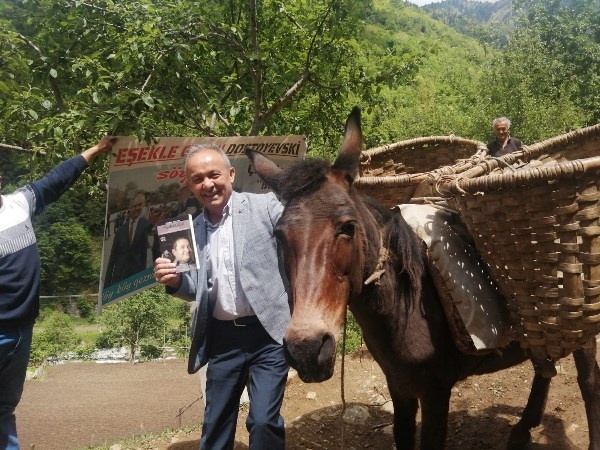 Türkiye'nin 'Eşekli Dostoyevski'si Karadeniz’de. Foto Haber 2