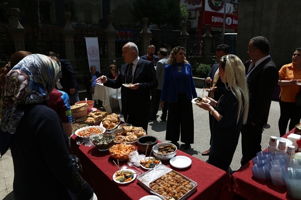 Trabzon'da yöresel tatlar tanıtıldı 3