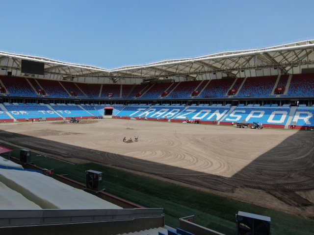 Şampiyonluk kutlamaları sonrası Trabzonspor'un stadı sil baştan yenileniyor. Foto Haber 12