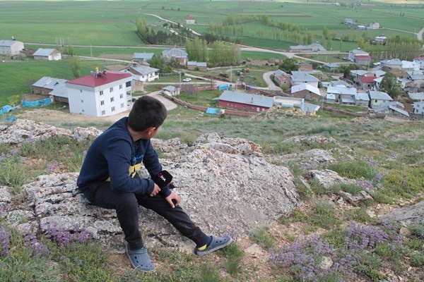 Bayburt’ta kayalarla ilgili efsane duyanları şaşırtıyor. Foto Galeri 4