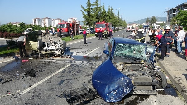 Ordu'da feci zincirleme kaza: 2’si ağır 6 yaralı. Foto Haber 5