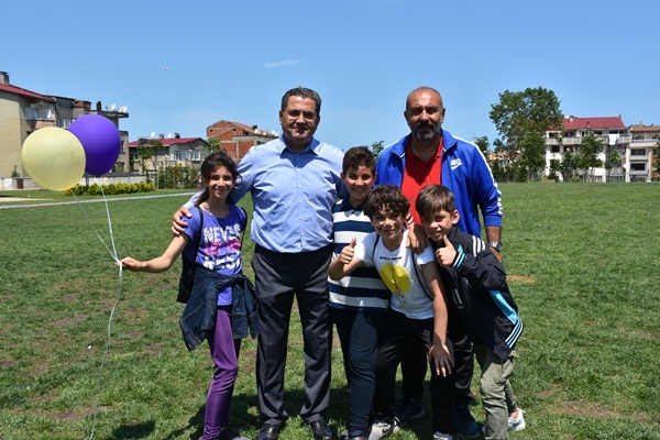 Trabzon'da öğrenciler "Geleneksel Çocuk Şenliği"nde oyunlar oynadı. Foto Haber 5