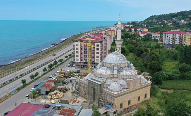 Giresun'daki caminin minaresi şaşırtıyor! Gören dönüp bir daha bakıyor. Foto Haber 2