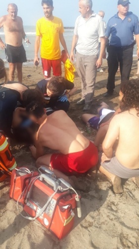 Ordu'da Karadeniz'de can pazarı! 2 Kişi kurtarıldı 4