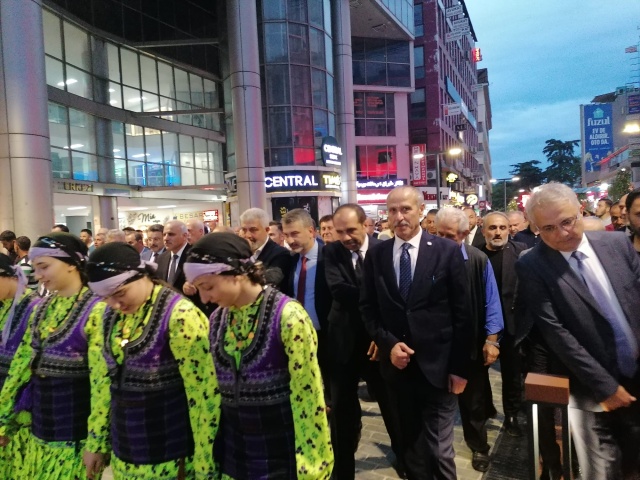 Trabzon'da yenilenen Maraş Caddesi açıldı. Foto Haber 6