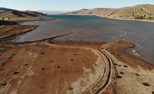 Bayburt'taki Demirözü Barajı tam doluluğa ulaştı. Foto Haber 2