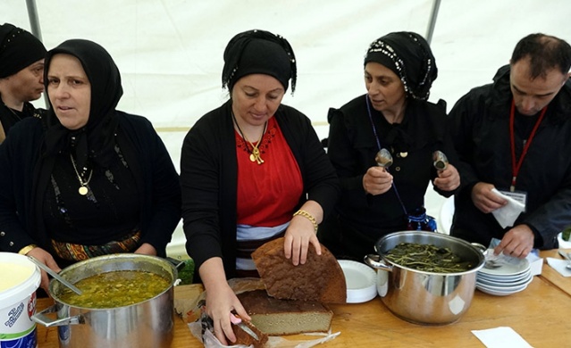 Trabzon'da renkli yayla göçü başladı! 15