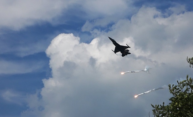 SOLOTÜRK'ten Yalova semalarında muhteşem gösteri! 8