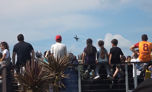 SOLOTÜRK'ten Yalova semalarında muhteşem gösteri! 11