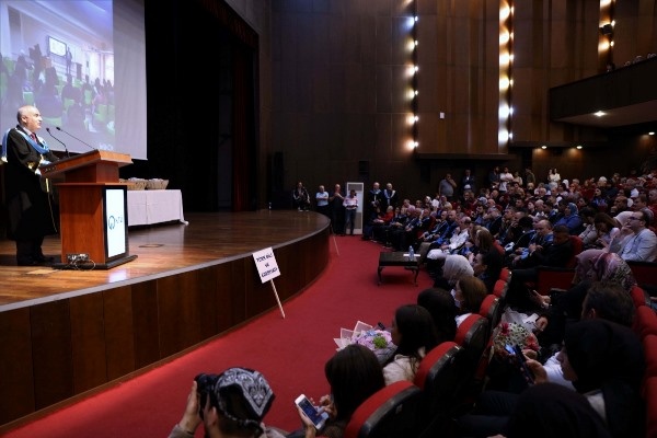 KTÜ Edebiyat Fakültesi’nde 25. Dönem Mezuniyet Coşkusu. 27 Haziran 2022 Foto Haber 12