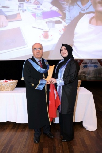 KTÜ Edebiyat Fakültesi’nde 25. Dönem Mezuniyet Coşkusu. 27 Haziran 2022 Foto Haber 11